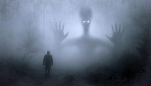 Horror stories in Hindi: haunted house at night 